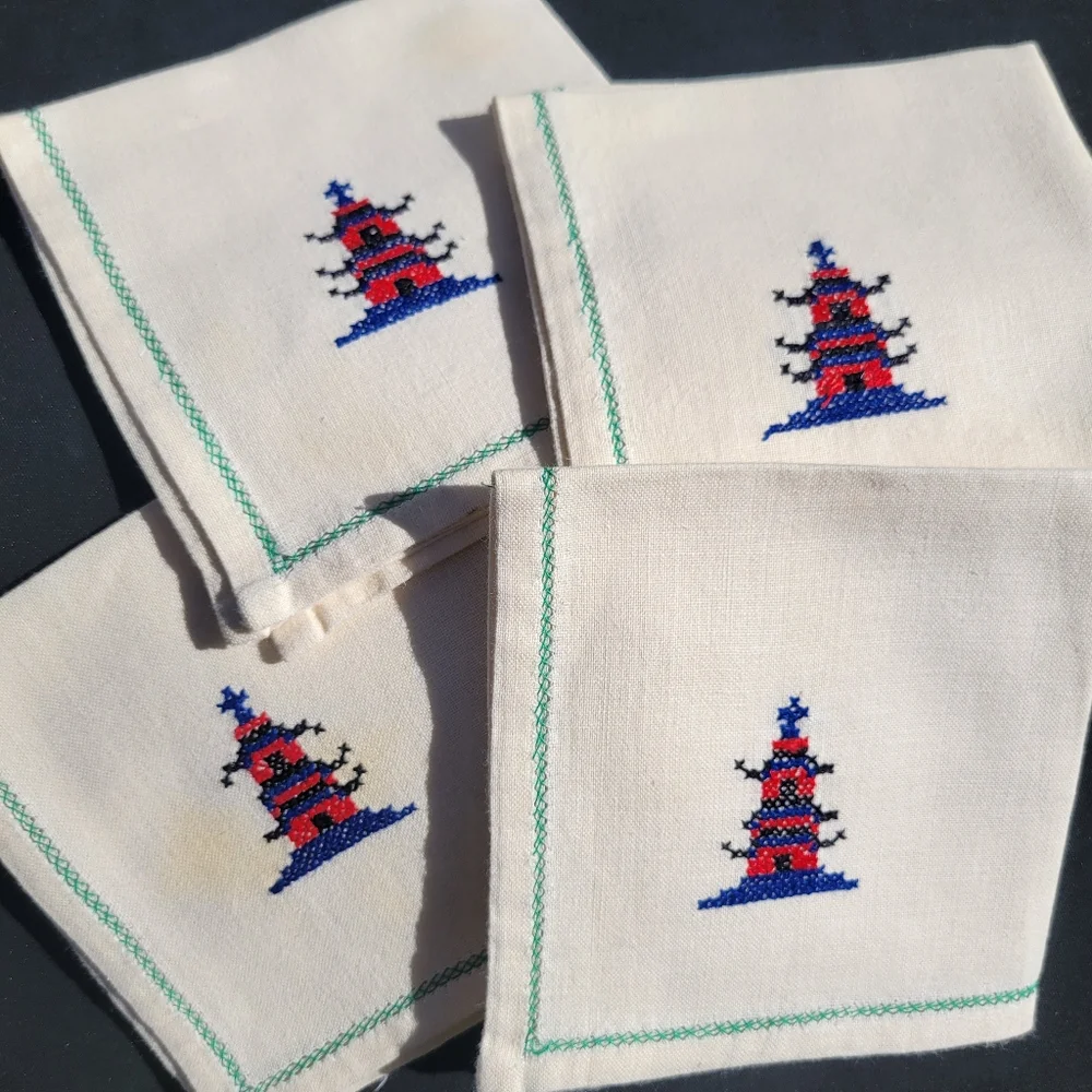 Vintage Embroidered Cloth Napkins (4) Cross-stitch Pagoda or Lighthouse? Nice!